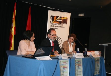 Día TS 2012: Mesa de Bienvenida: Esher Riaza, Manuel Gil y Charo Quesada