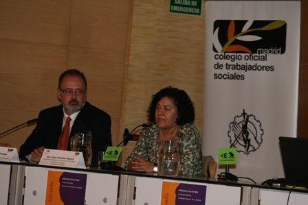 Inauguran Manuel Gil, Decano COTSMadrid y Elena Granados, SGAsistencia