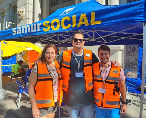 participantes del Cuerpo de Trabajadoras/es Sociales Voluntarios en Grandes Emergencias del Colegio en el MADO 2023