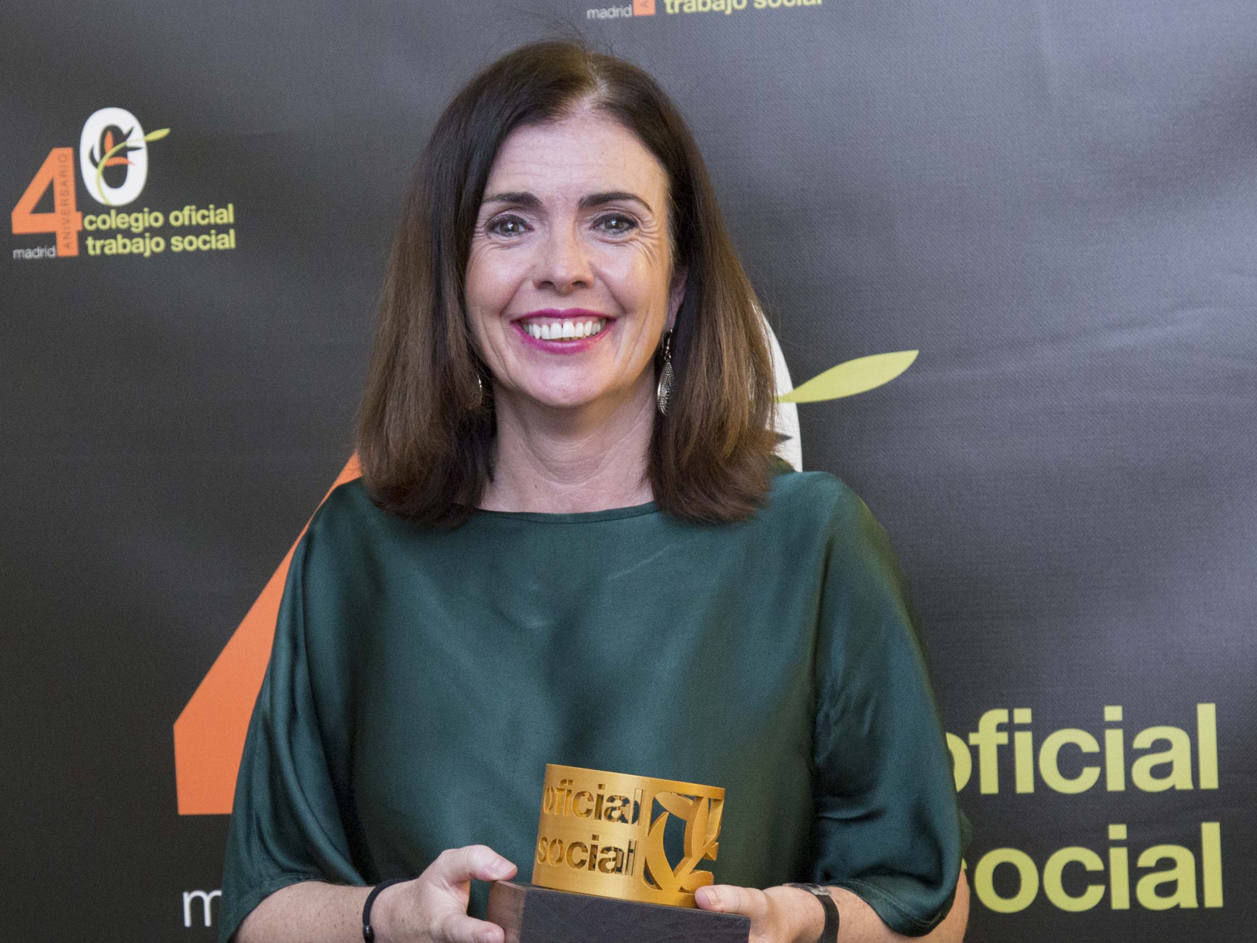 María Morales,trabajadora social de la Unidad de Hospitalización Psiquiátrica de Adolescentes del Hospital Puerta de Hierro, y galardonada con el "Premio a la mejor Praxis" por el COTS Madrid.